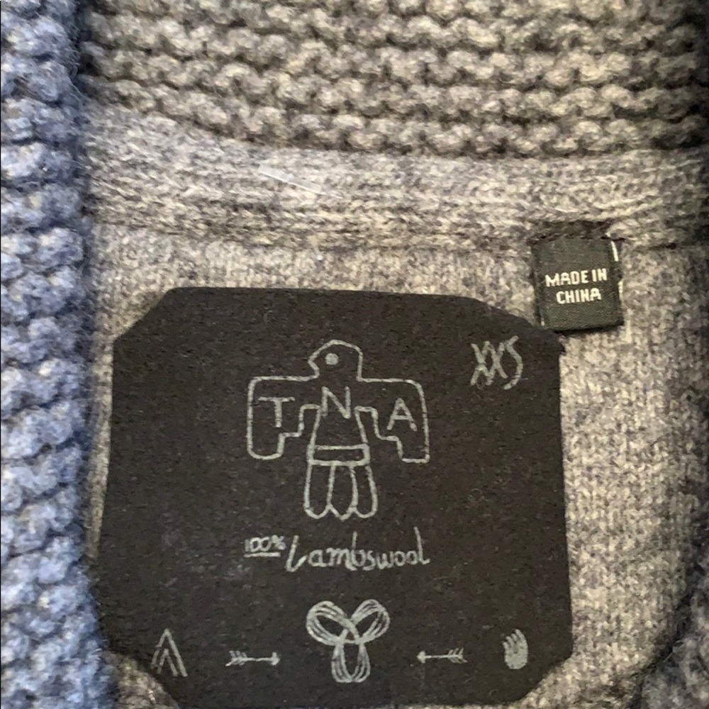 TNA sweater - Picture 3 of 5